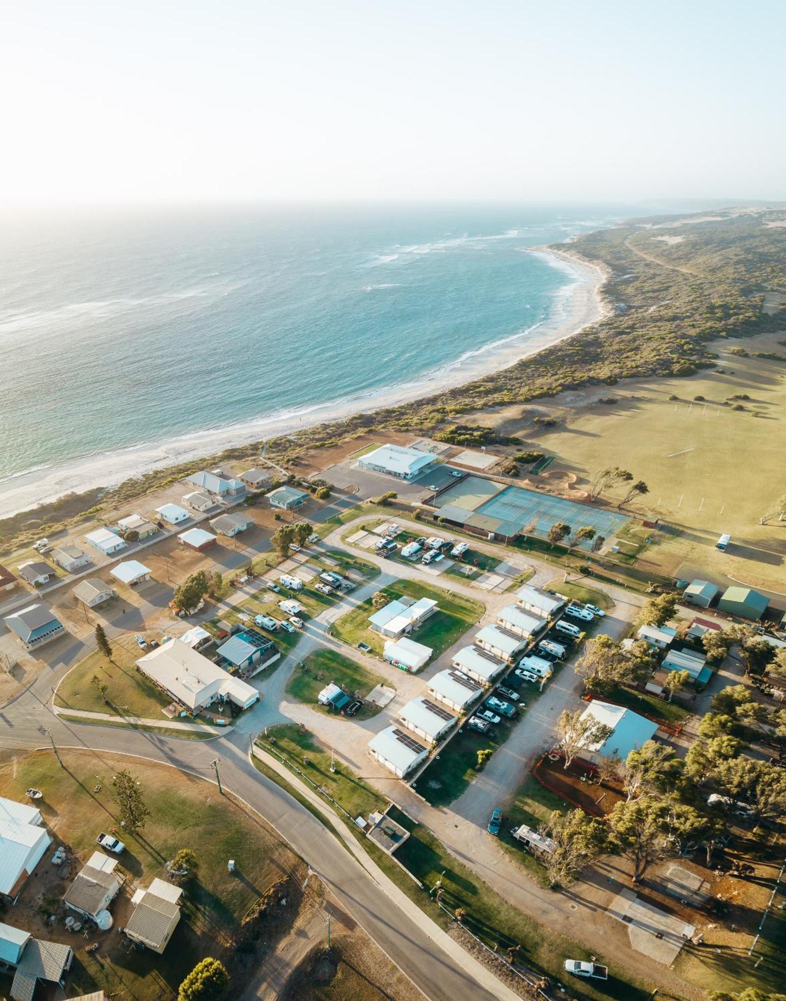 Horrocks Beach Caravan Park Exteriör bild